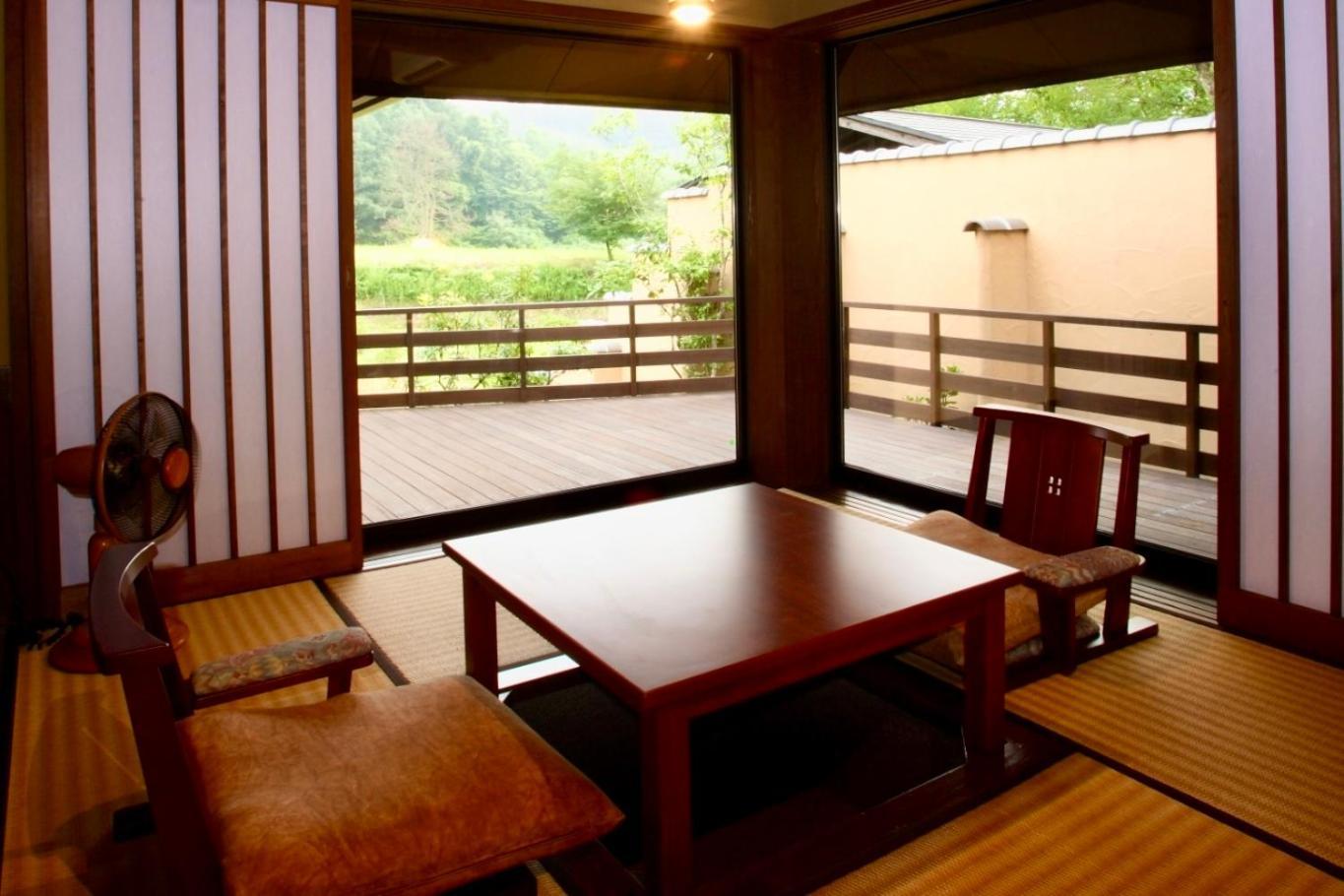 Satonoyu Waraku 13 Years Or Older Hotel Minamioguni Buitenkant foto