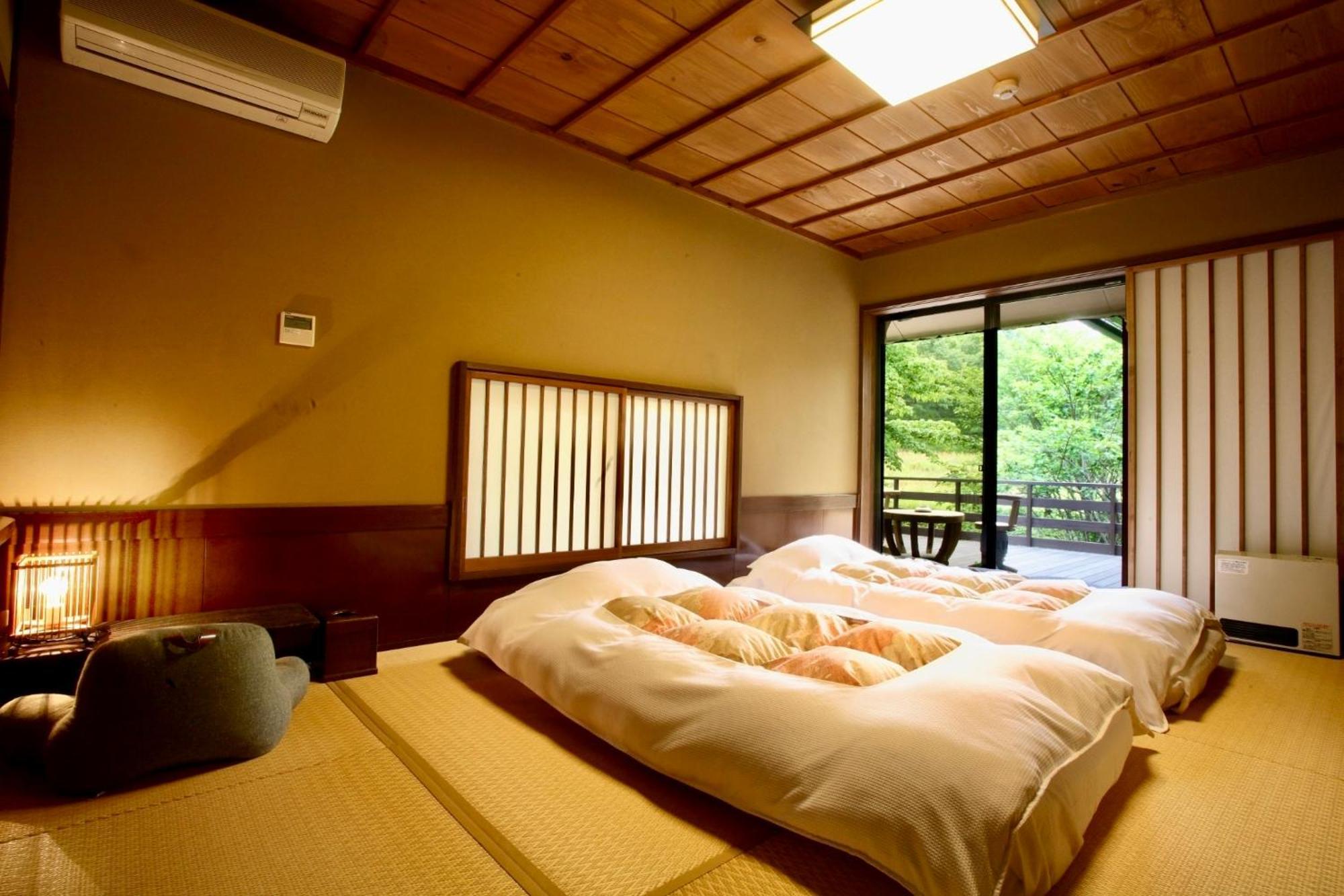 Satonoyu Waraku 13 Years Or Older Hotel Minamioguni Buitenkant foto