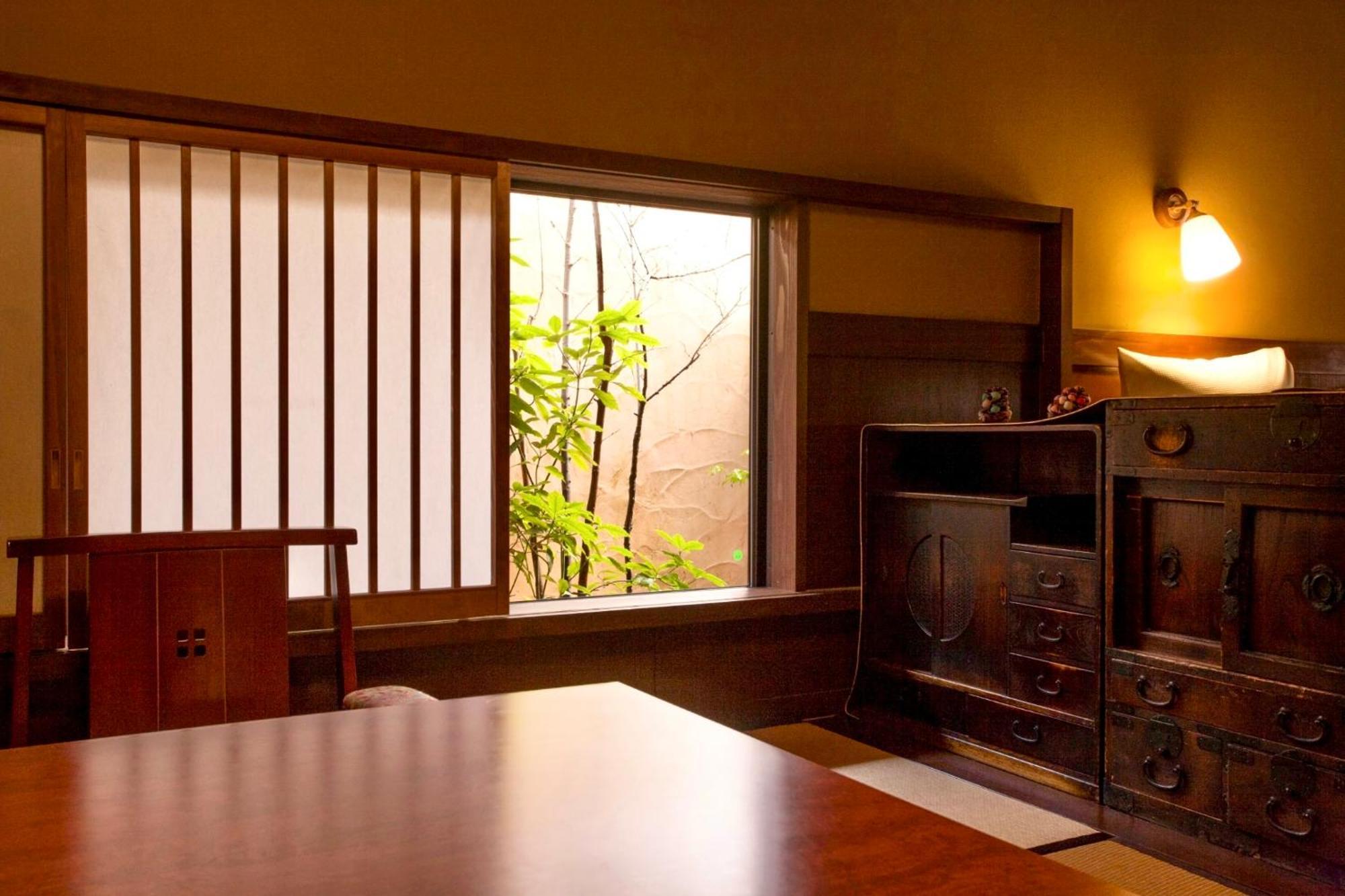 Satonoyu Waraku 13 Years Or Older Hotel Minamioguni Buitenkant foto