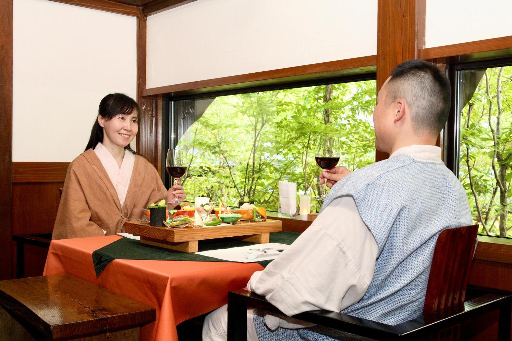 Satonoyu Waraku 13 Years Or Older Hotel Minamioguni Buitenkant foto