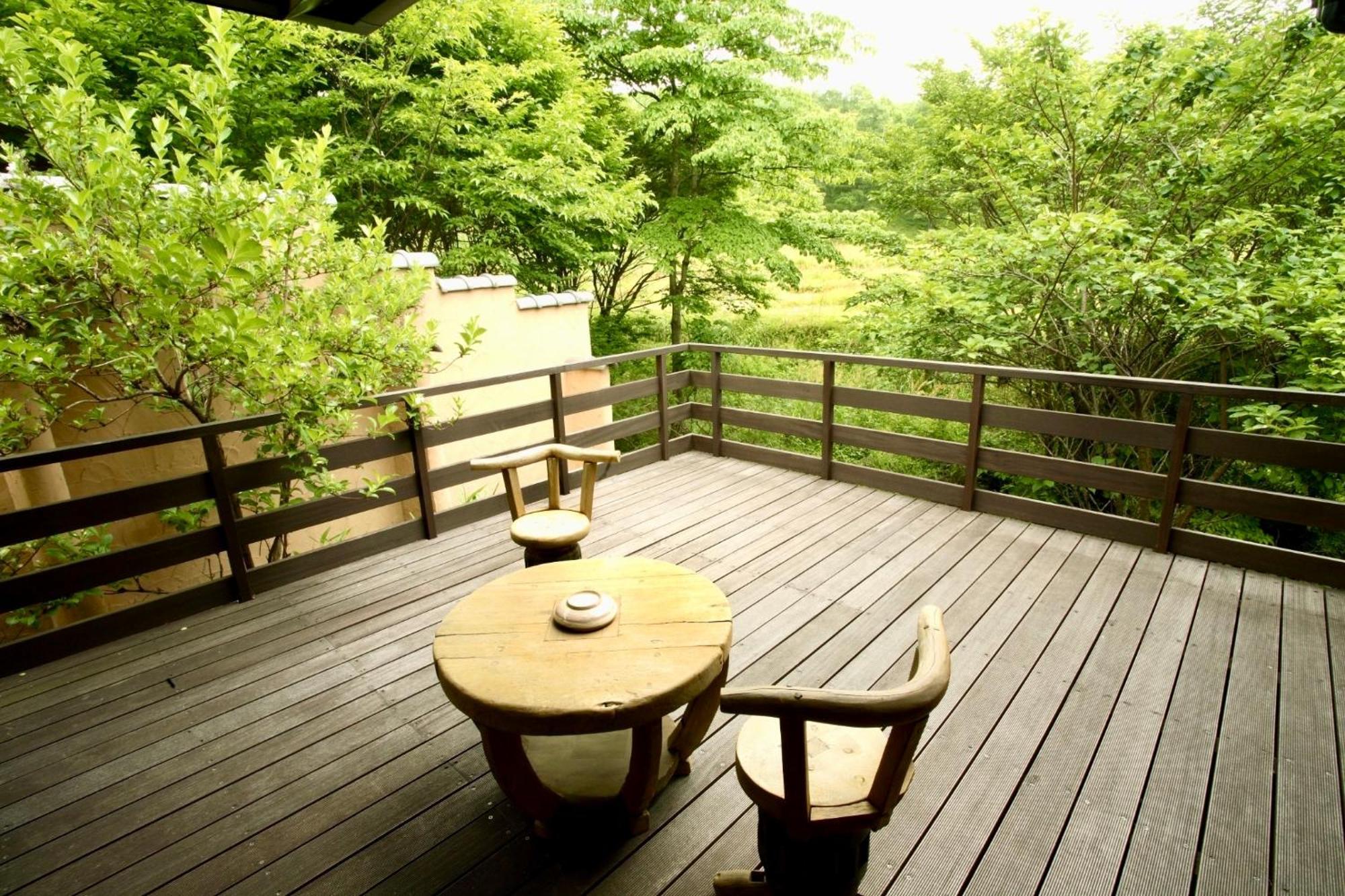 Satonoyu Waraku 13 Years Or Older Hotel Minamioguni Buitenkant foto
