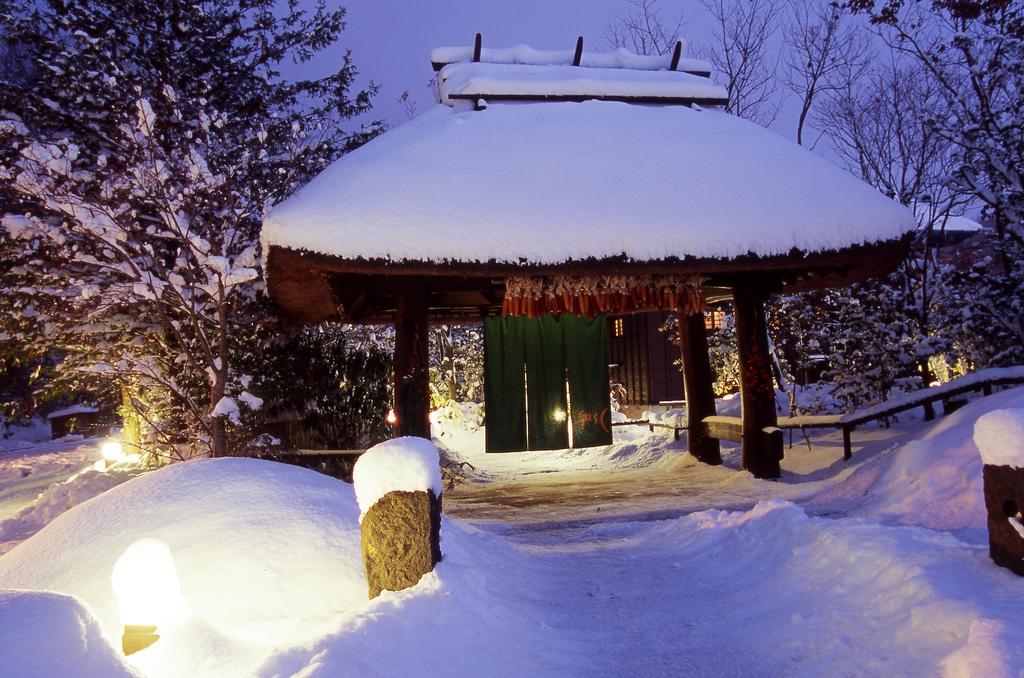 Satonoyu Waraku 13 Years Or Older Hotel Minamioguni Buitenkant foto